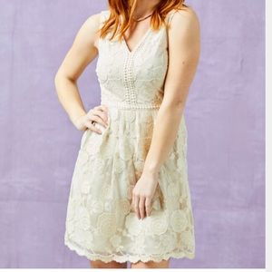 Altar’d State “Brighton Dress” Size Large, NWT